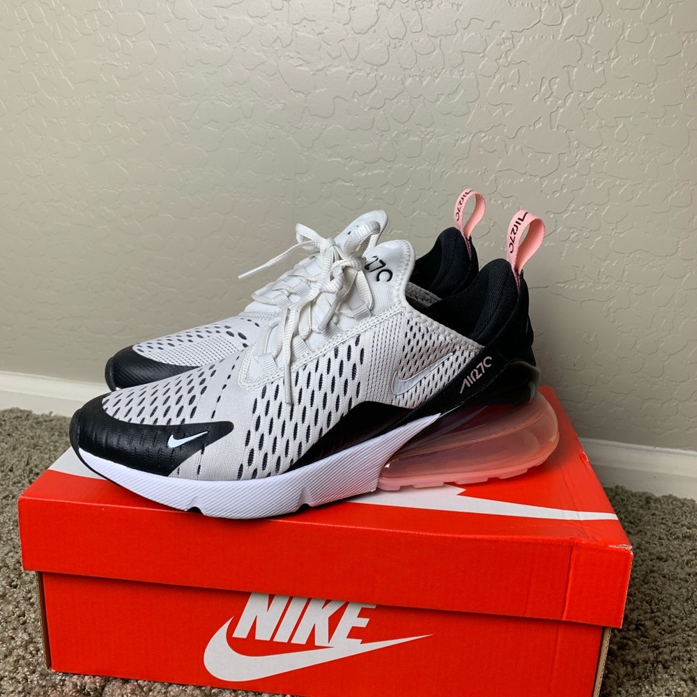 Nike Airmax 270 women’s 7.5 kids 6 white coral